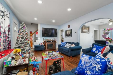 228 Totowa Road Totowa NJ 07512
