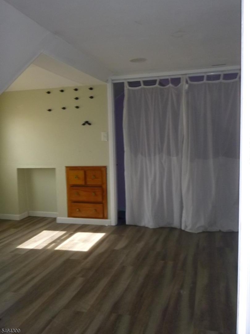 13 White Oak Drive Lodi NJ 07644