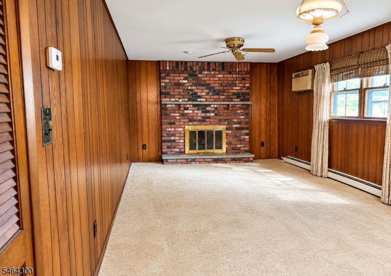 13 White Oak Drive Lodi NJ 07644