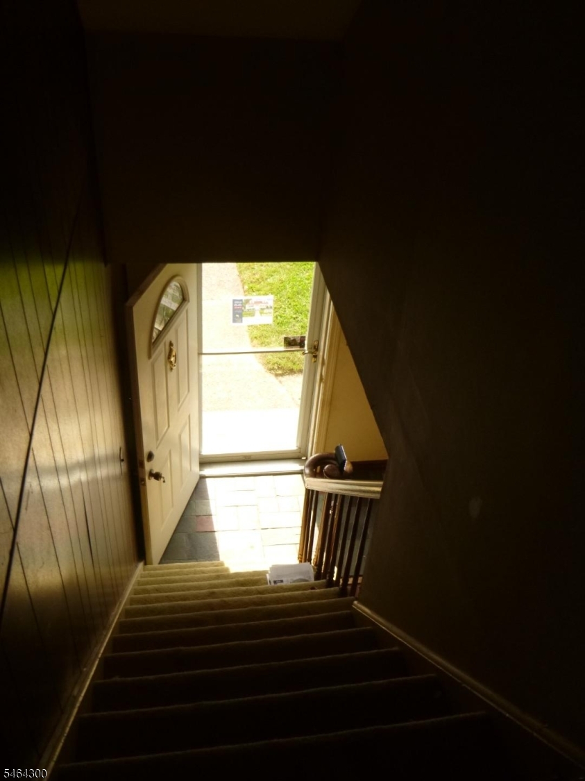 13 White Oak Drive Lodi NJ 07644
