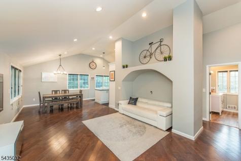 63 Egbert Avenue Morris NJ 07960