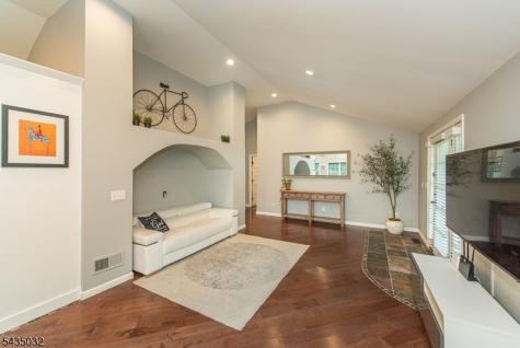 63 Egbert Avenue Morris NJ 07960