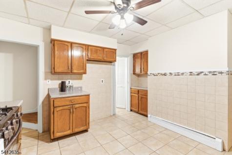 72 Lang Street Newark NJ 07105