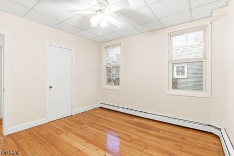 72 Lang Street Newark NJ 07105