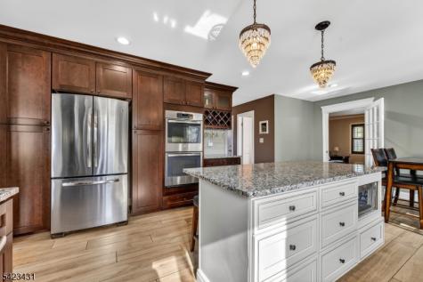 19 Daniel Drive Hillsborough NJ 08844