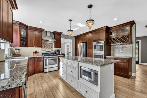 19 Daniel Drive Hillsborough NJ 08844