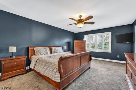 19 Daniel Drive Hillsborough NJ 08844
