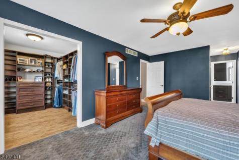 19 Daniel Drive Hillsborough NJ 08844