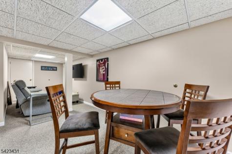 19 Daniel Drive Hillsborough NJ 08844