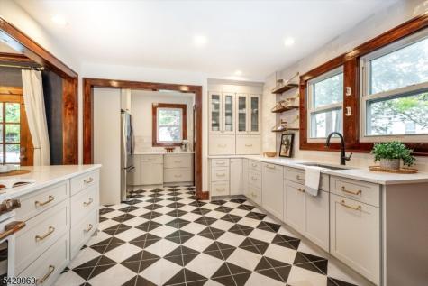 97 Boyden Avenue Maplewood NJ 07040
