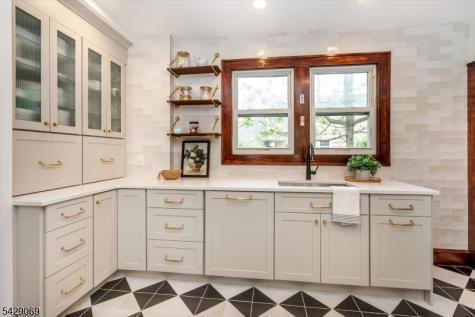 97 Boyden Avenue Maplewood NJ 07040