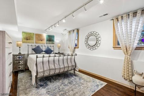 7 Weavers Lane Readington NJ 08889