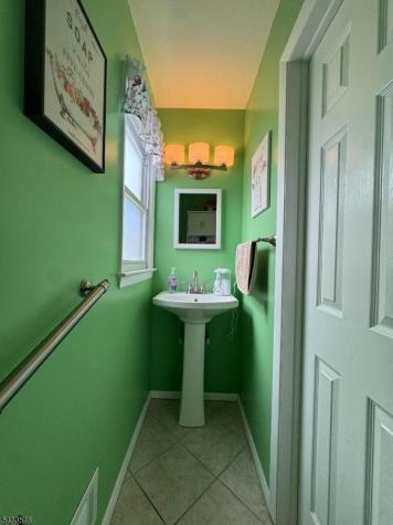 12 Bernice Road Belleville NJ 07109