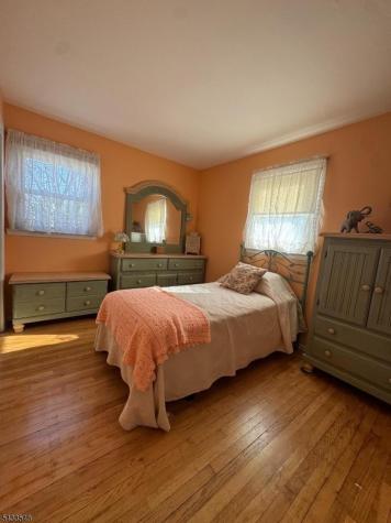 12 Bernice Road Belleville NJ 07109