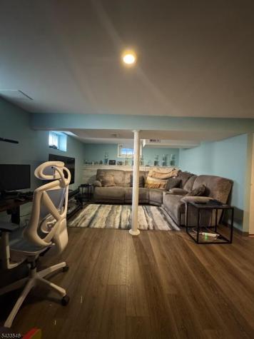 12 Bernice Road Belleville NJ 07109