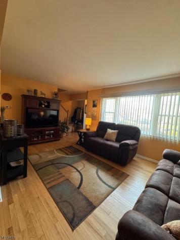 12 Bernice Road Belleville NJ 07109