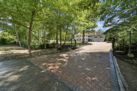 47 Cutlass Road Kinnelon NJ 07405