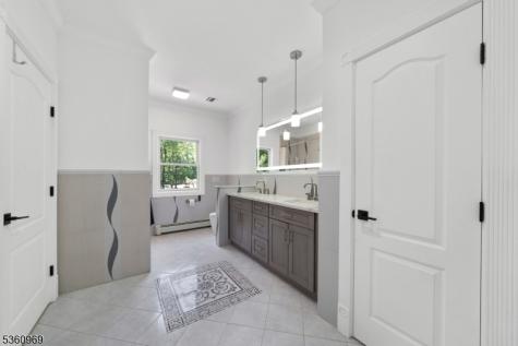 47 Cutlass Road Kinnelon NJ 07405
