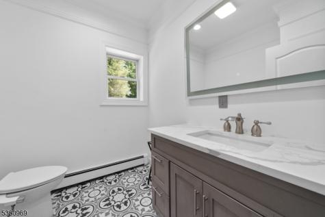 47 Cutlass Road Kinnelon NJ 07405