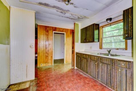 77 Sand Pond Road Hardyston NJ 07419
