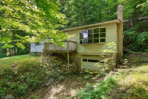 77 Sand Pond Road Hardyston NJ 07419