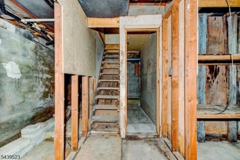 77 Sand Pond Road Hardyston NJ 07419