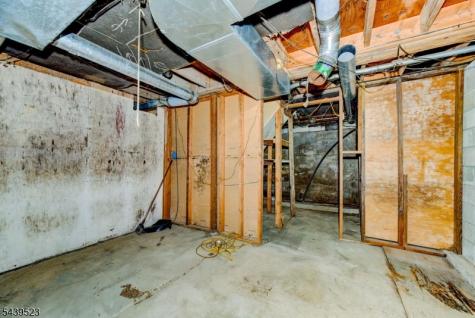 77 Sand Pond Road Hardyston NJ 07419
