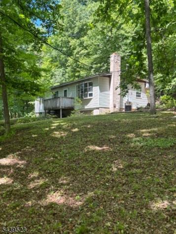 77 Sand Pond Road Hardyston NJ 07419