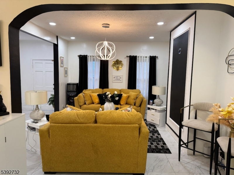 154 Sayre Street Elizabeth NJ 07208