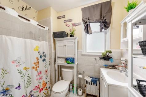 48 39TH Street Irvington NJ 07111