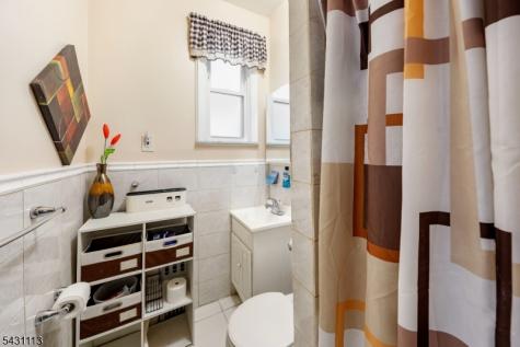 48 39TH Street Irvington NJ 07111