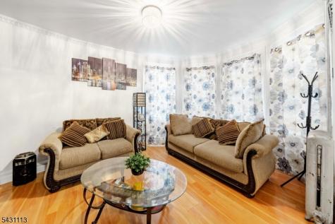48 39TH Street Irvington NJ 07111