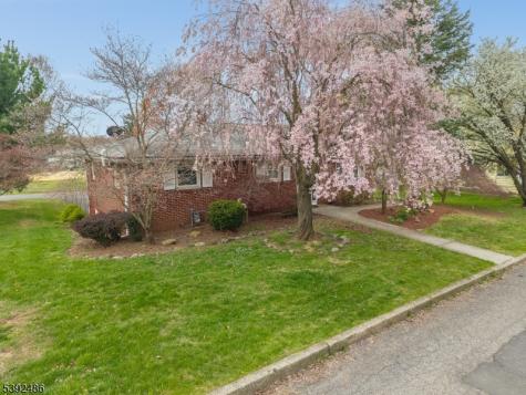 904 Sampson Avenue Alpha NJ 08865