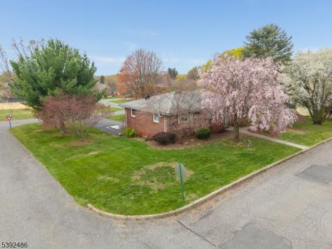 904 Sampson Avenue Alpha NJ 08865