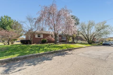 904 Sampson Avenue Alpha NJ 08865