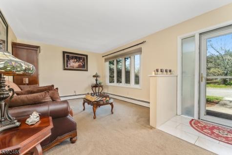 904 Sampson Avenue Alpha NJ 08865