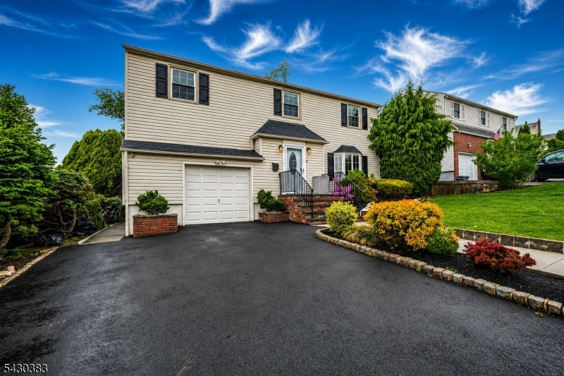 29 Fischer Avenue Nutley NJ 07110