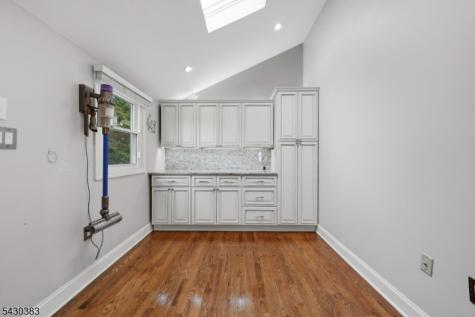 29 Fischer Avenue Nutley NJ 07110