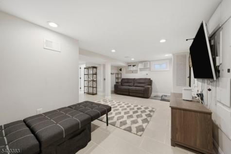 29 Fischer Avenue Nutley NJ 07110