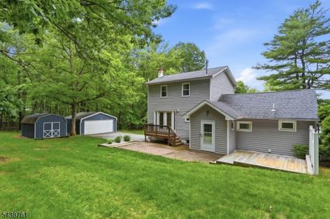 312 Lakeview Drive Hampton NJ 07860