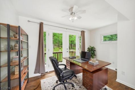 312 Lakeview Drive Hampton NJ 07860