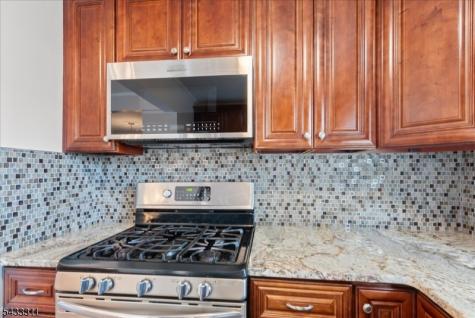 175 Colonial Rdwest Union NJ 07083