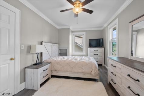 175 Colonial Rdwest Union NJ 07083