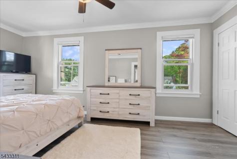 175 Colonial Rdwest Union NJ 07083