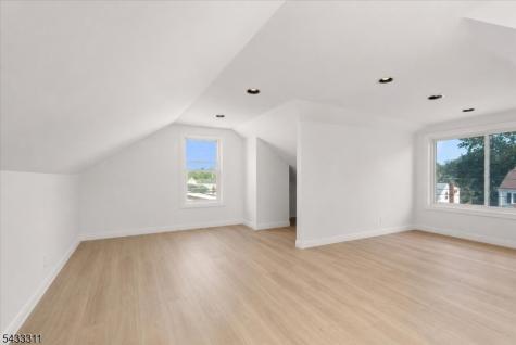 175 Colonial Rdwest Union NJ 07083