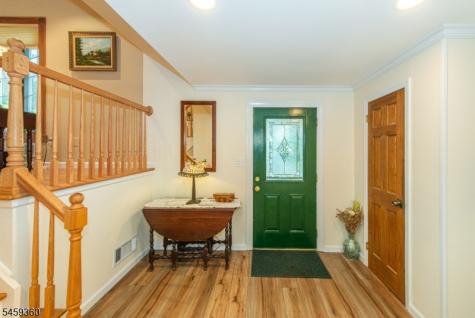 18 Kadel Drive Roxbury NJ 07876