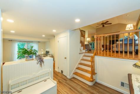18 Kadel Drive Roxbury NJ 07876