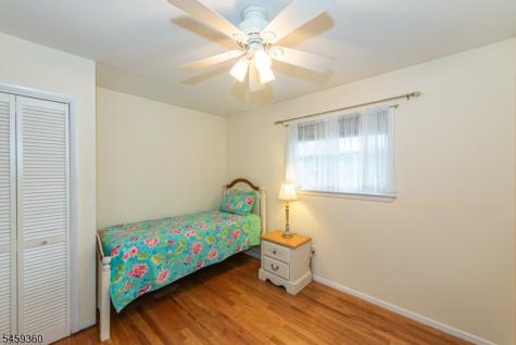 18 Kadel Drive Roxbury NJ 07876