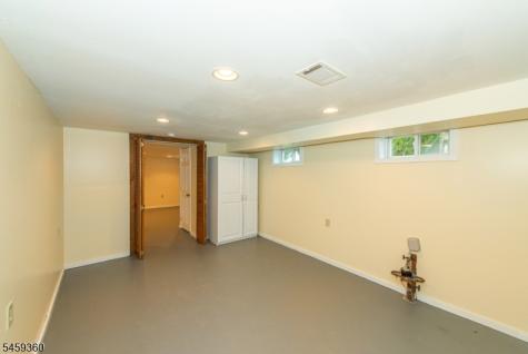 18 Kadel Drive Roxbury NJ 07876