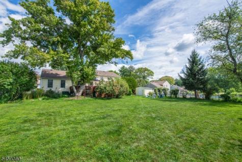 18 Kadel Drive Roxbury NJ 07876
